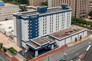 DoubleTree by Hilton Downtown Wilmington - Legal District