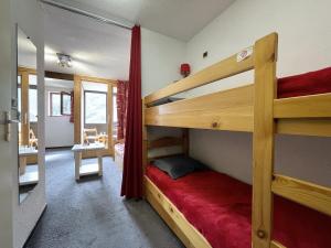 SK1111 T2 et Coin montagne Ski Soleil Menuires