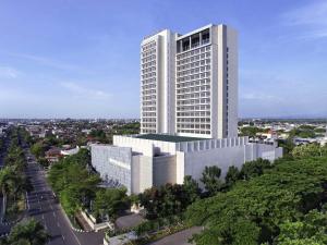 Grand Mercure Solo Baru