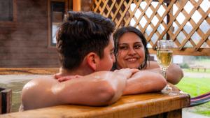 Turismo Jaos Cabañas Tinas y Quincho