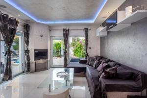 Villa Bianco Nero - Happy Rentals