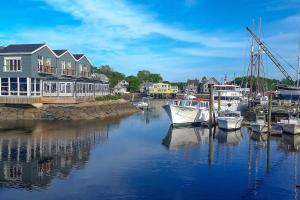 Shorelands Resort Cottage 40