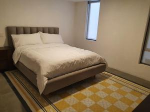 Casa Monarcas - Maria Luisa (with AC)