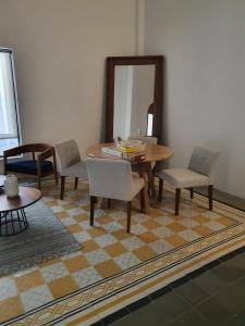 Casa Monarcas - Maria Luisa (with AC)