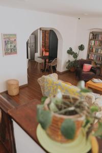 Vecinos by La Palmera