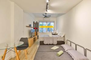 Apart Ipanema Tom Jobim