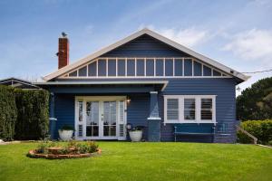 Churchills - outstanding views over Daylesford