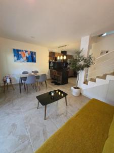 Casa Tulipanes Morelos, Alberca, Jacuzzi, AC, WiFi