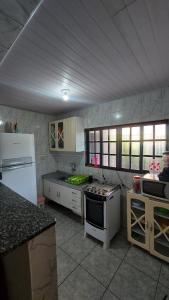 Casa com piscina à 7min da praia