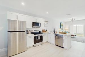 Sunny Shores- Sunrise