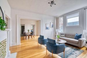 Stay Portland - La Casa Burnside - Local Eateries, Shops, and Bars