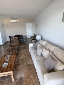 Beachfront - Pitangueiras, Guarujá