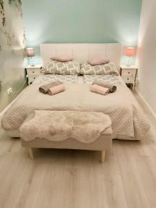 Green apartment, in the middle of the city center, quiet, AC