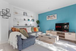 Stylish Camden Apartment - Garden Access & Metro