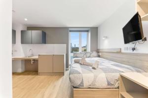 Accessible Student Only Studio In Central Leeds