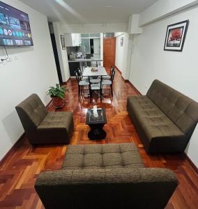 Super departamento céntrico y cómodo cerca de la Plaza de armas