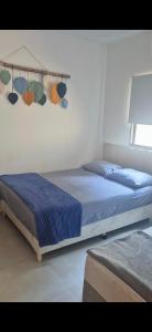 Casa recém construída + piscina, próxima da praia