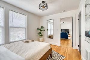 Stay Portland - La Casa Burnside -Local Eateries -Shops - Bars