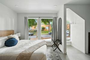 Ground Floor Studio Top Kerns Location