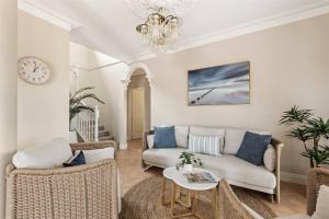 DeVinceant - The Grand Manor by Wonnerup Beach