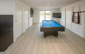 Gorgeous Home In Ålbæk With Wifi