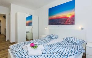 Lovely Home In Privlaka With Private Swimming Pool, Can Be Inside Or Outside 