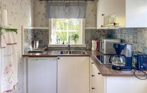 1 Bedroom Cozy Home In Färjestaden