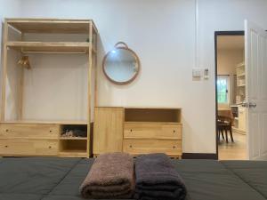 2 Bed 1 Bath Near Beach - prime location