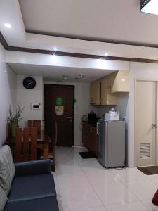 Cozy Layover Condo 8-min Walk to Terminal 3