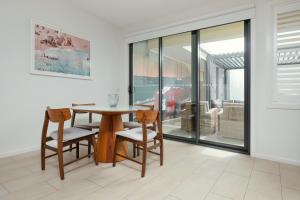 Serenity Torquay Townhouse 3Br 2&half Ba