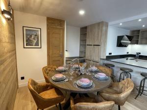 Appartement de standing 3 chambres au centre, pied de piste, parking et WIFI - FR-1-836-5