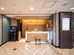 大阪 Super Hotel Tanimachi 4 Chome Exit 6 3つ星 宿泊施設 ロビー