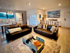 Luxury Waterfront Marina Apartment - Bay of Islands, New Zealand