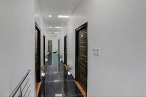 Hotel O The Royal Plaza Bulandshahr