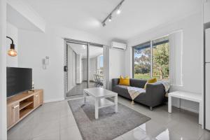 Spacious 2BR 2BA Corporate Retreat Rockingham