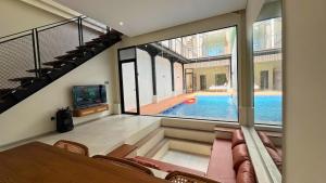Villa Alba Uno Heated Pool Lembang Bandung