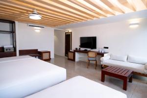 The South Beach - Ahangama