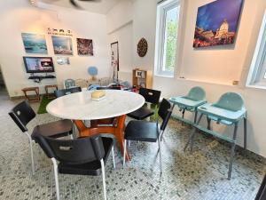 Tanjung Bungah Holiday Home 4BR 20Pax 6Carpark