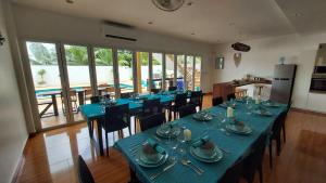 8 Palm Villa - Large Private Pool Villas in Aonang