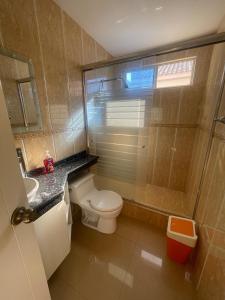 Casa en urbanización privada a 2 minutos caminando de la playa, Vía a Data