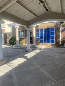 Casa en urbanización privada a 2 minutos caminando de la playa, Vía a Data