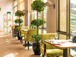 Sofitel Saigon Plaza