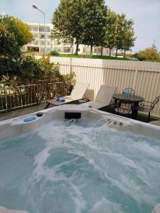 Vivenda Luz - Jacuzzi & Swimming Pool