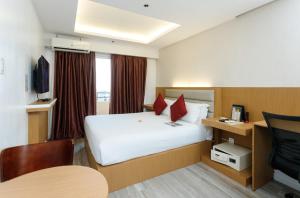 LivStudios Manila Bay