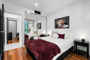 O-SixStays Luxe City Ocean Views