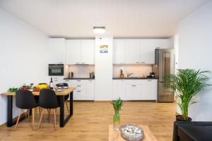 Mayas Flats & Resorts 49 - Spacious 3 Rooms Apart