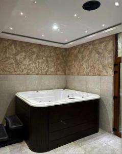 Gold apartman, Vila Katalina 2