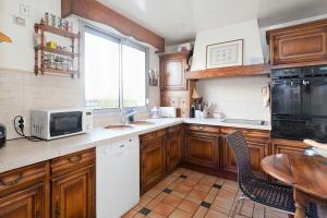 Charming parisian rooftop ! 120m2 for 8 people