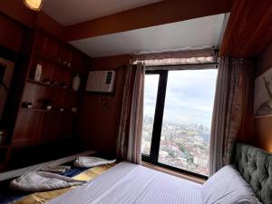 ARC Towers Cebu Condo #1716 Internet Netflix