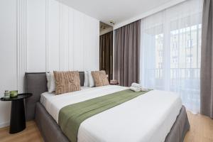 Lumina luxury 4-rooms apart with parking